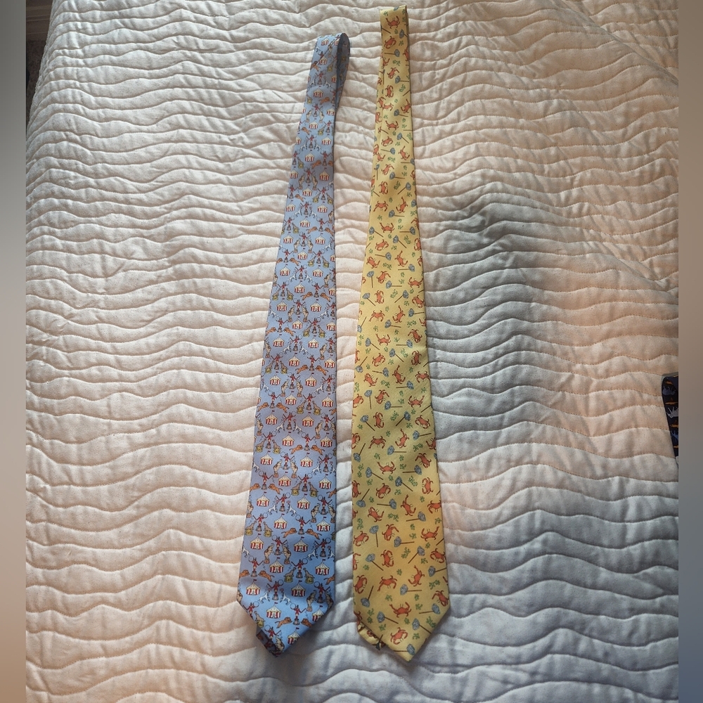 Men's Blue and Yellow Patterned Ties